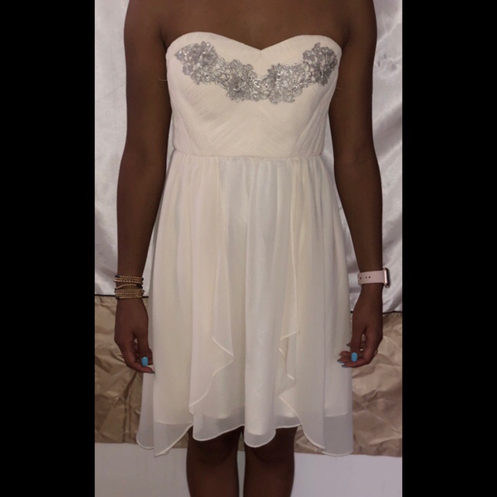 Strapless Sweetheart Neckline Dress